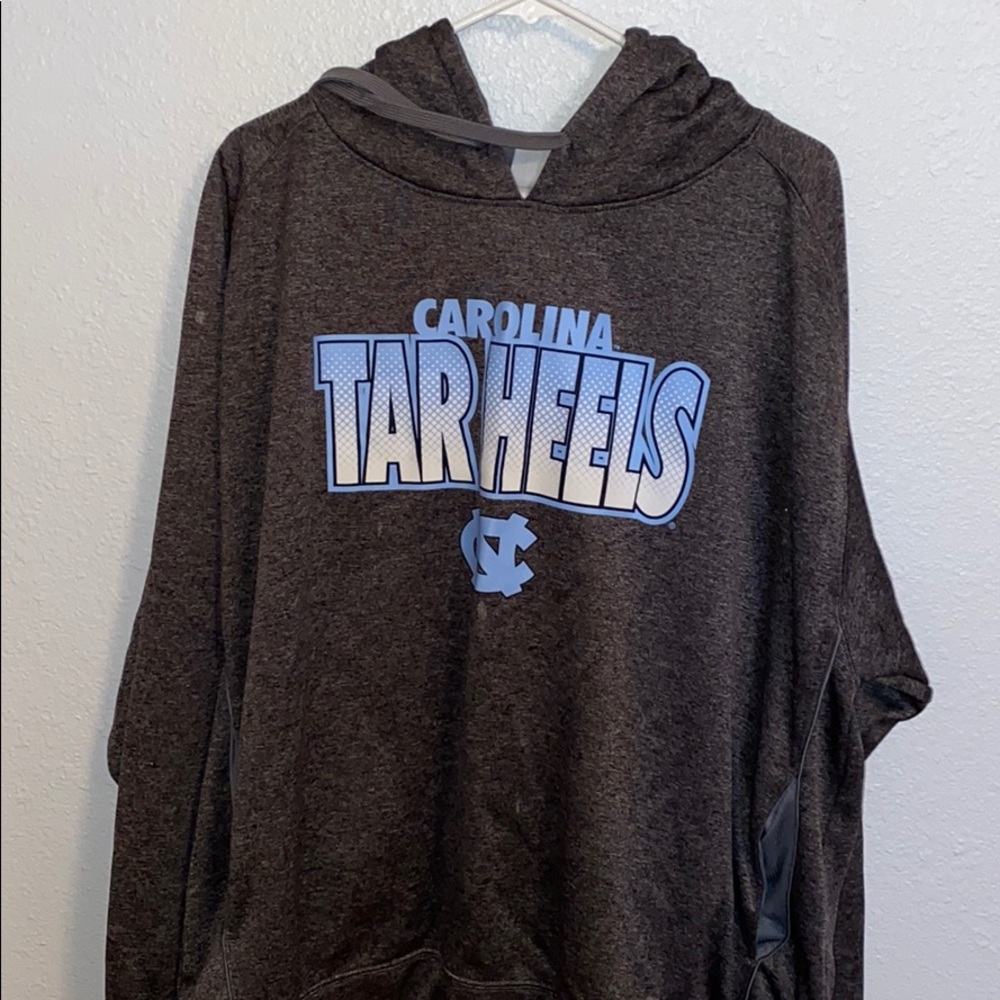 Carolina Tar Heels hoodie